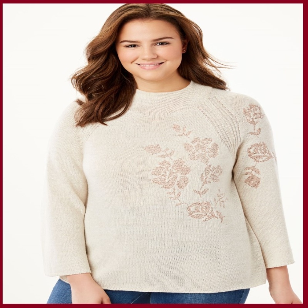 METALLIC FLOWER EMBROIDERED PLUS SIZE SWEATER - Picture 1 of 3